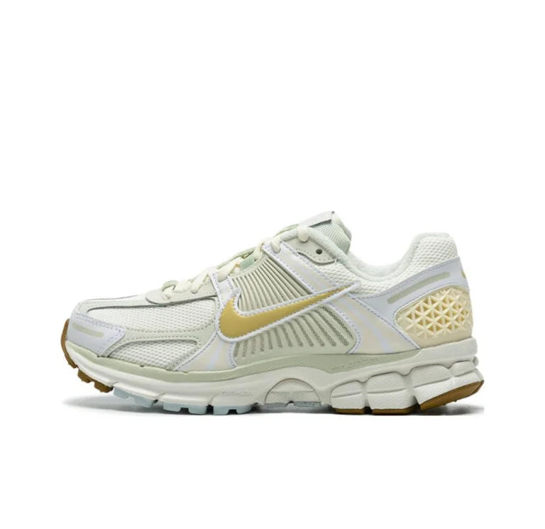 AIR ZOOM VOMERO 5