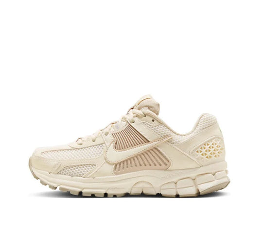AIR ZOOM VOMERO 5