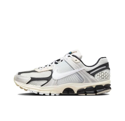 AIR ZOOM VOMERO 5