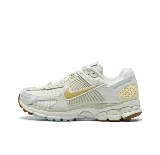 AIR ZOOM VOMERO 5