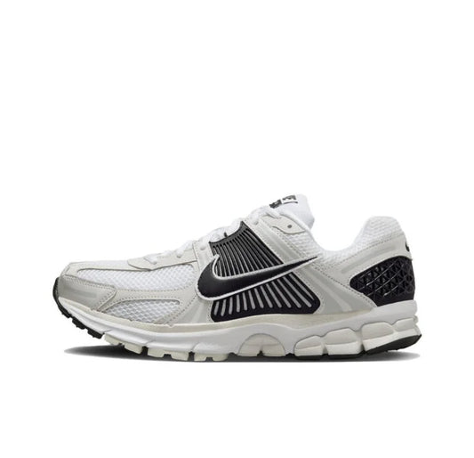 AIR ZOOM VOMERO 5