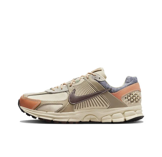 AIR ZOOM VOMERO 5
