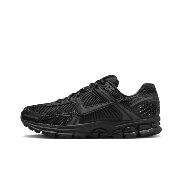 AIR ZOOM VOMERO 5